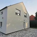 Vécsey House * Zamárdi