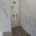 Vécsey House Apartman Zamárdi