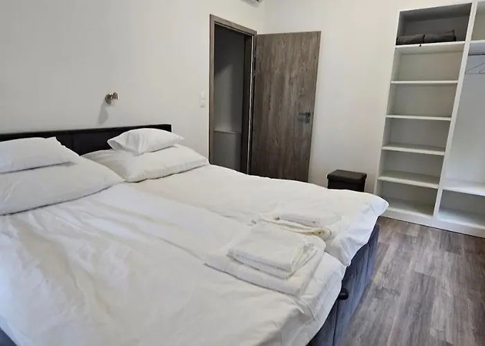 Apartament Vecsey House